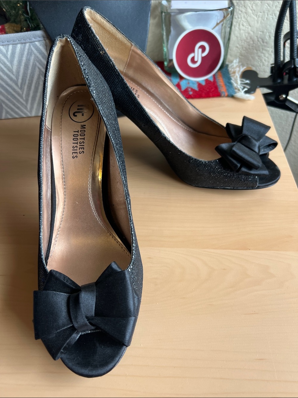 Mootsies Tootsies Black Bow Peep-Toe glitter look lacy net Pumps